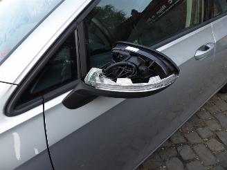 Volkswagen Golf VIII Lim. Life eTSI picture 2