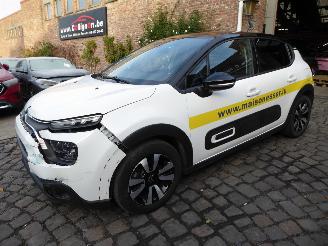 Voiture accidenté Citroën C3 Shine 2023/3