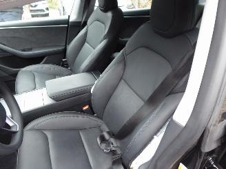 Tesla Model 3 Long Range Dual AWD picture 18