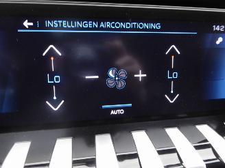 Peugeot 508 SW Allure picture 25