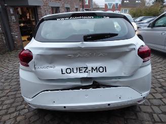 Dacia Sandero Expression picture 5