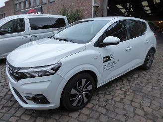 damaged passenger cars Dacia Sandero Expression 2024/7