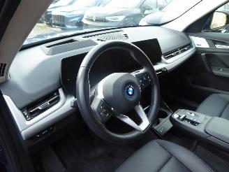 BMW iX1 30 xDrive picture 19