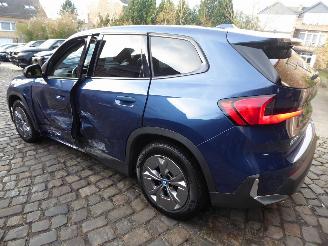 BMW iX1 30 xDrive picture 9