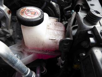 Toyota Yaris Hybrid S picture 30