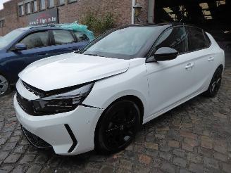 uszkodzony samochody osobowe Opel Corsa GS 2024/10