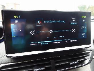 Peugeot 3008 Hybrid4 300 GT picture 25