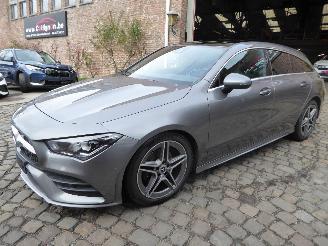 krockskadad bil auto Mercedes Cla-klasse Shooting Brake CLA 180 d AMG Line 2022/2