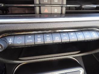 Fiat 600 Hybrid La Prima picture 21