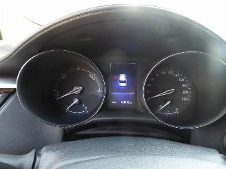 Toyota CH-R Hybrid picture 17