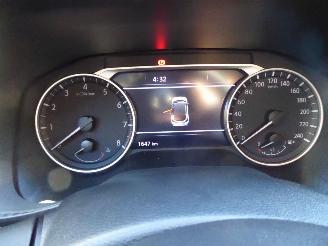 Nissan Juke 1.0 DIG-T ACENTA picture 11