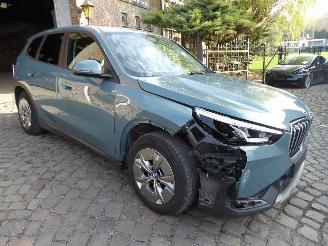 BMW iX1 30 xDrive picture 4