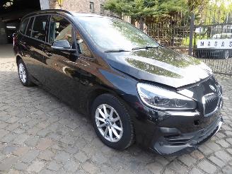 BMW 2-serie 216 d Gran Tourer Advantage picture 4