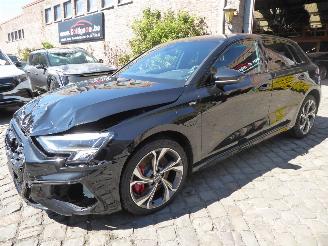 Schadeauto Audi A3 Sportback 45 TFSI e S line 2023/11