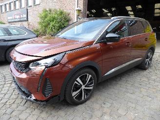 uszkodzony samochody osobowe Peugeot 5008 GT 2023/3