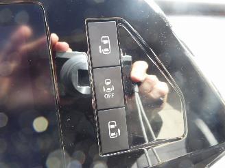 Volkswagen Multivan T7 Multivan Style eHybrid lang picture 34