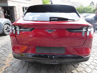 Ford Mustang Mach-e Premium picture 8