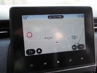 Renault Clio Evolution E Tech picture 21