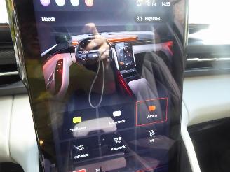 Ford Explorer Premium RWD picture 35