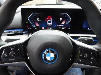 BMW i5 40 eDrive picture 17