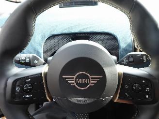 Mini Countryman BEV E Favoured picture 23