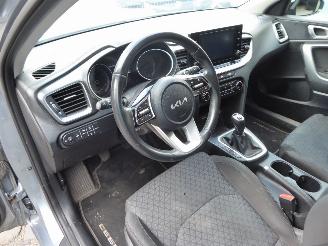 Kia Cee d  picture 11