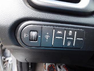 Kia Cee d  picture 13