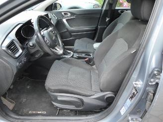 Kia Cee d  picture 10