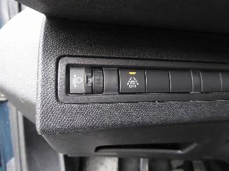 Peugeot 5008 Active Pack picture 24
