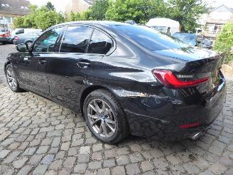 BMW 3-serie 330 e picture 9