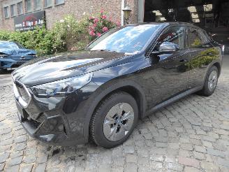 krockskadad bil auto BMW iX2 20 eDrive 2024/6