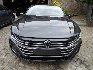Volkswagen Arteon R Line picture 3