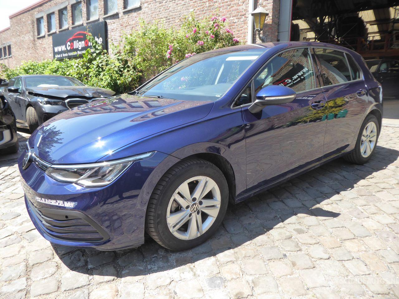 Volkswagen Golf VIII Lim. Life eTSI