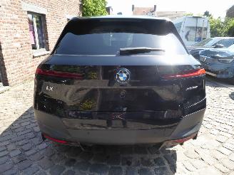 BMW iX 40 xDrive picture 8
