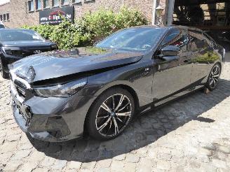 Schadeauto BMW i5 M60 xDrive 2025/1