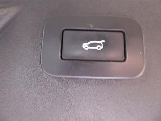Land Rover Discovery Sport Hybrid SE AWD picture 32