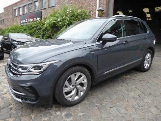 Schadeauto Volkswagen Tiguan Elegance eHybrid 2021/5