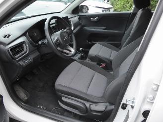 Kia Stonic Pure picture 8