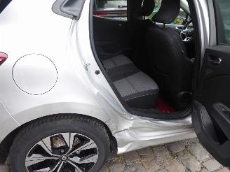 Renault Clio V Evolution picture 6