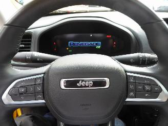 Jeep Renegade North Star Mild-Hybrid FWD picture 15