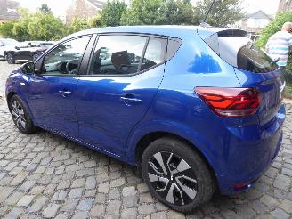 Dacia Sandero Expression picture 9