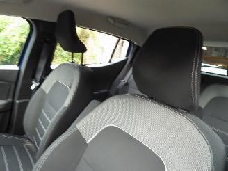 Dacia Sandero Expression picture 11
