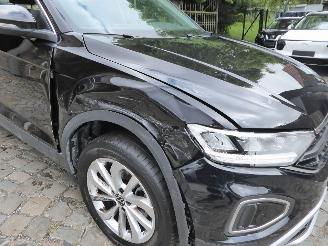 Volkswagen T-Roc Life picture 4