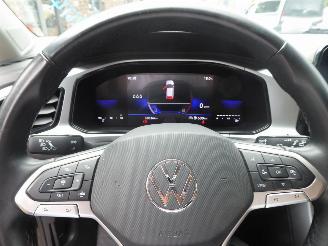 Volkswagen T-Roc Life picture 14