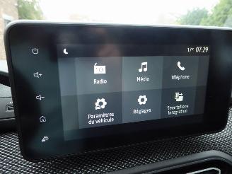 Dacia Sandero Expression picture 16