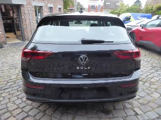Volkswagen Golf VIII Lim. Life picture 7
