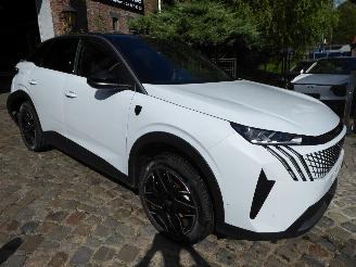 Peugeot 3008 Hybrid 145 GT picture 3