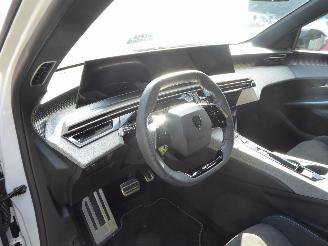 Peugeot 3008 Hybrid 145 GT picture 15