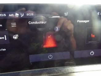 Peugeot 3008 Hybrid 145 GT picture 28