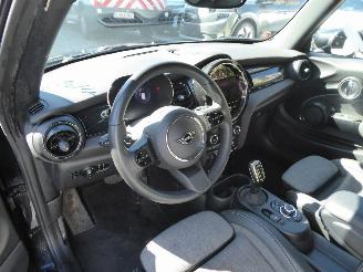 Mini Cooper SE Mini 3-trg. Cooper SE Classic Trim picture 15